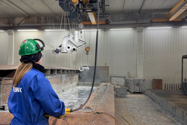 Hot dip galvanising at Vestsink