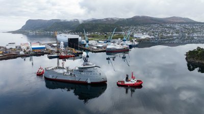 Tow Olympic Ulstein 0037 D 3 web