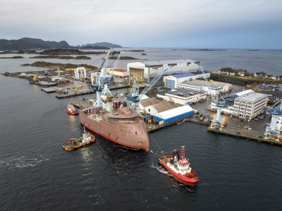 Hull arrival BS Offshore Ulstein Verft Yno 320 CR Ulstein Group 4
