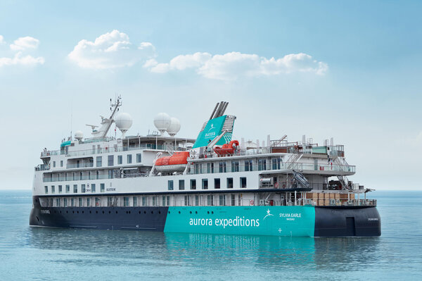 Sylvia Earle, an expedition cruise vessel of the ULSTEIN CX103 design, photo: Aurora Expeditions/Benjamin Tan.