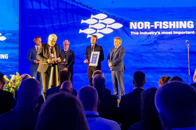 Tore Roaldsnes, managing director at Bluewild accepting the award.