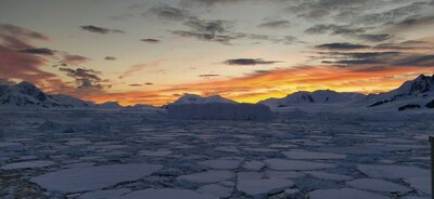 National Geographic Resolution in the Lallemand Fjord. Photo Martin Graser.