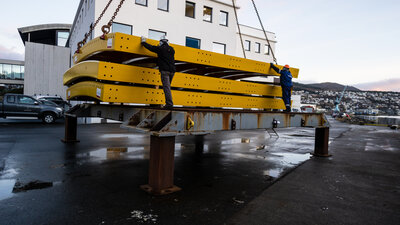 The MAATS delivery was offloaded and internally transported to the drydock at Ulstein Verft. Photo: Daniel Osnes.