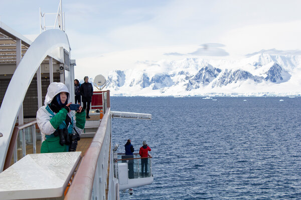 With observation wings for the passengers, it is possible to get views from an angle outside the ship’s side, here on the 'Greg Mortimer'. Photo by Kristian Yksnøy.