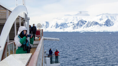With observation wings for the passengers, it is possible to get views from an angle outside the ship’s side, here on the 'Greg Mortimer'. Photo by Kristian Yksnøy.