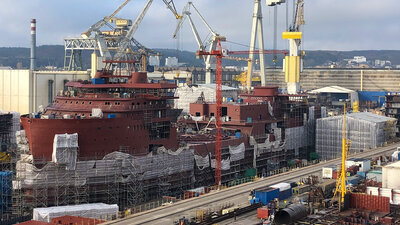 All blocks assembled on the Nexans Aurora