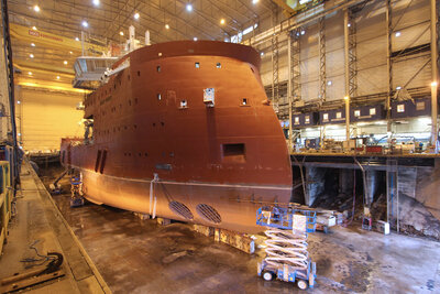 Windea TBN safely positioned in our dock hall, photo taken on 9 December 2019.