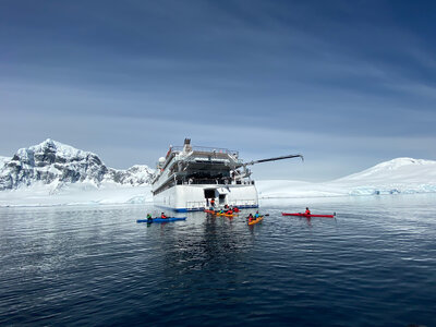 Greg Mortimer kayakers, photo Aurora Expeditions.