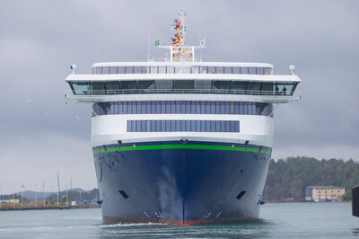 Color Hybrid dressed up for the naming ceremony. Photo: Glenn Walmann/Color Line.