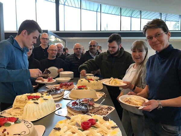 Ulstein Shipbuilding colleagues celebrating Color Line shipbuilding contract.