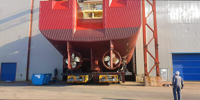 Our two Goldhofer SPTM multiwheelers transporting a newbuild unit at the Vard yard in Aukra
