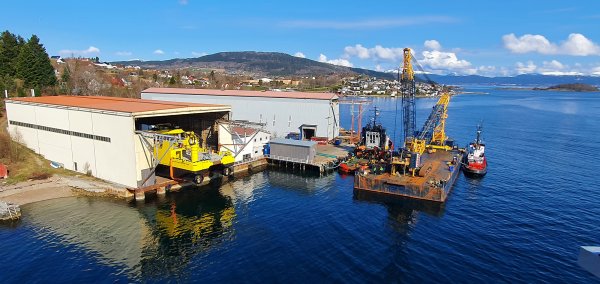 Launch at the Salthammer yard