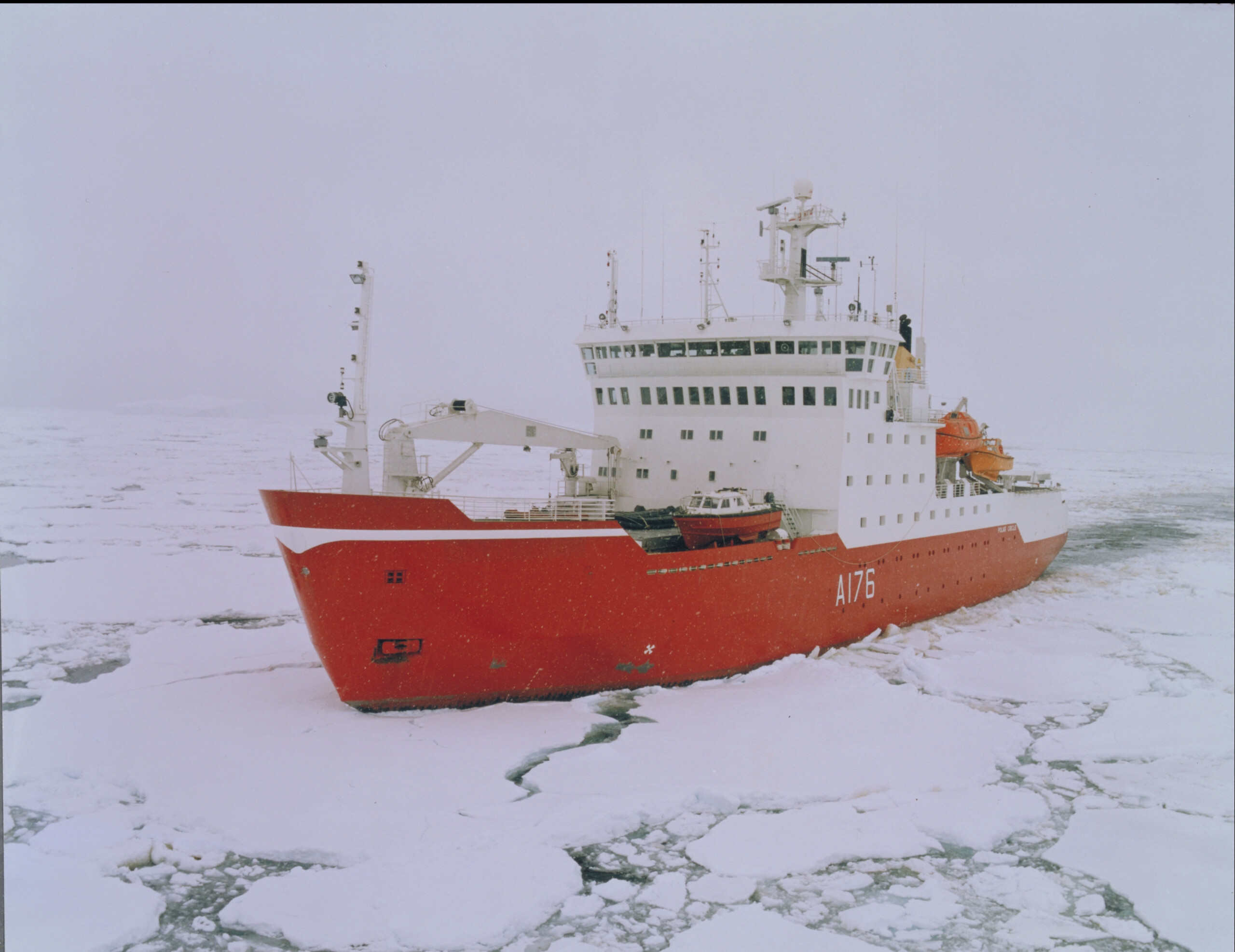 Combined passenger vessel/research vessel built at Ulstein Hatlø AS