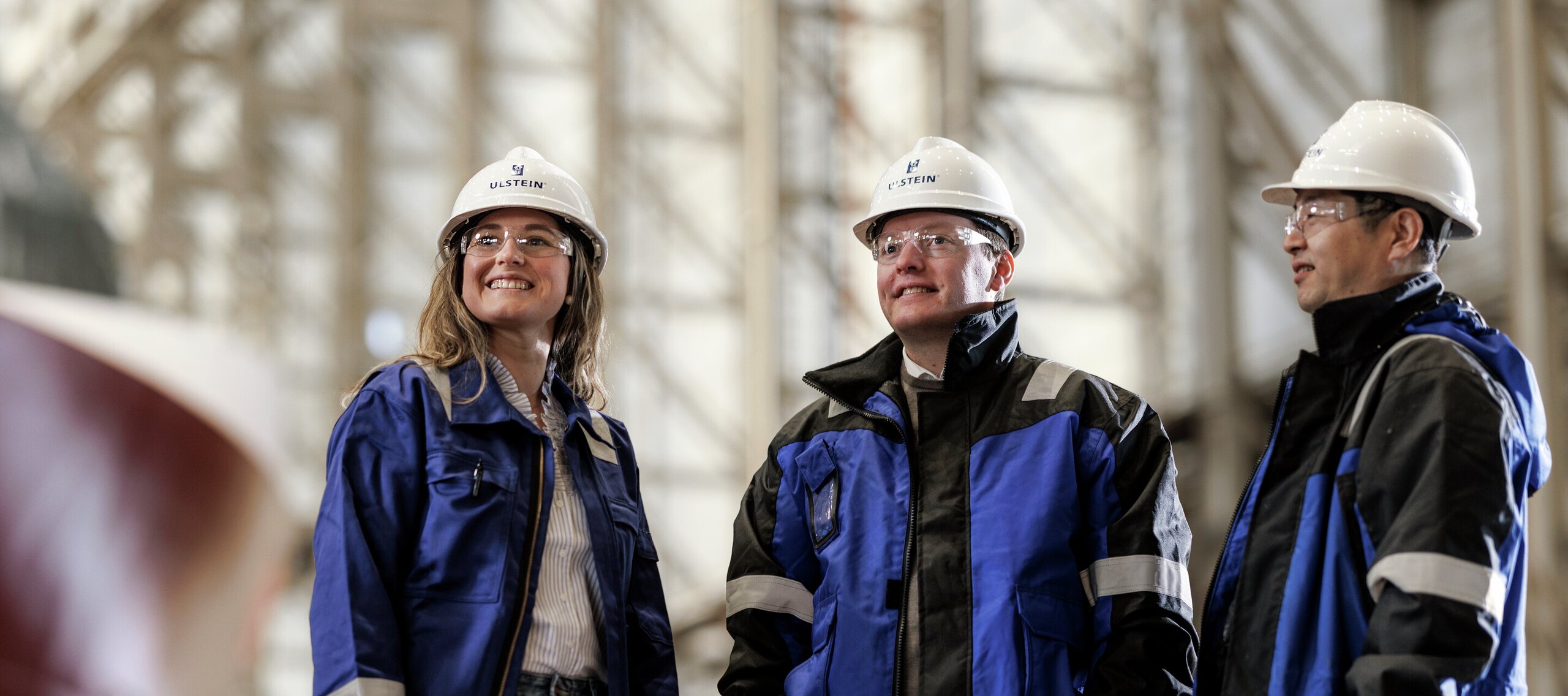 Aftermarket in dock hall